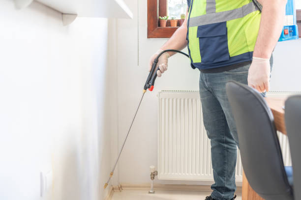 Best Best Pest Control Companies  in Agua Dulce, TX